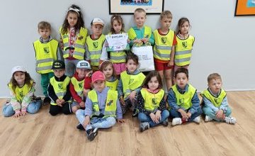Grupa IV zajęła II miejsce w konkursie plastycznym, organizowanym przez "Bibliotekę Pod Pegazem" w Oleśnicy