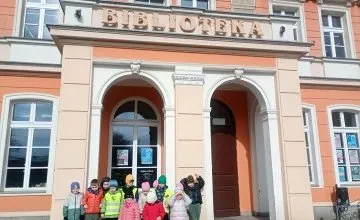 Wyjście do biblioteki